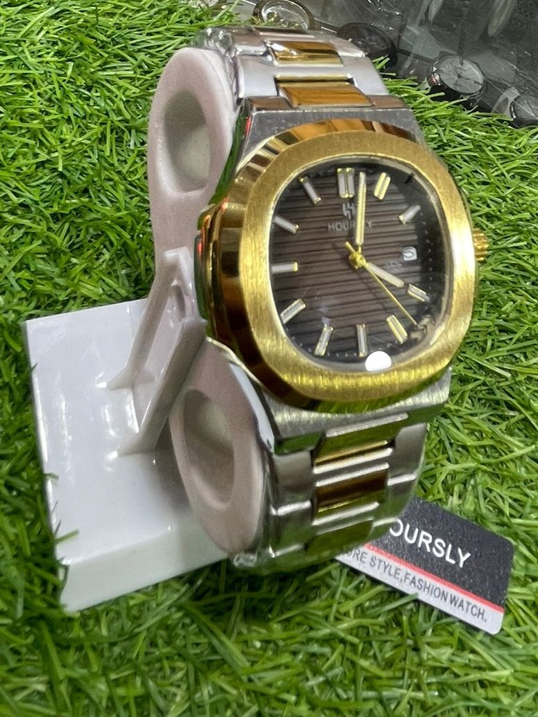 Hoursly Men's Quartz