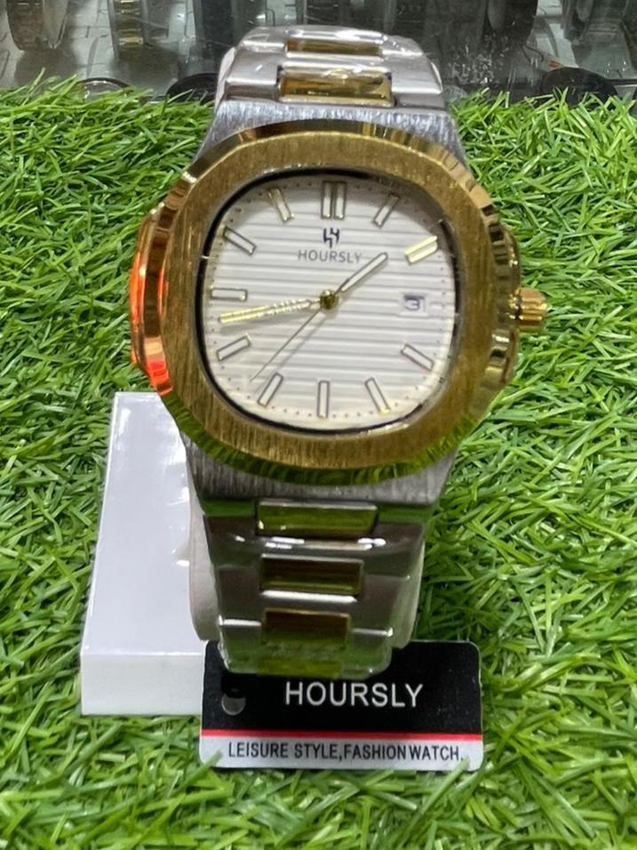 Hoursly Men's Quartz